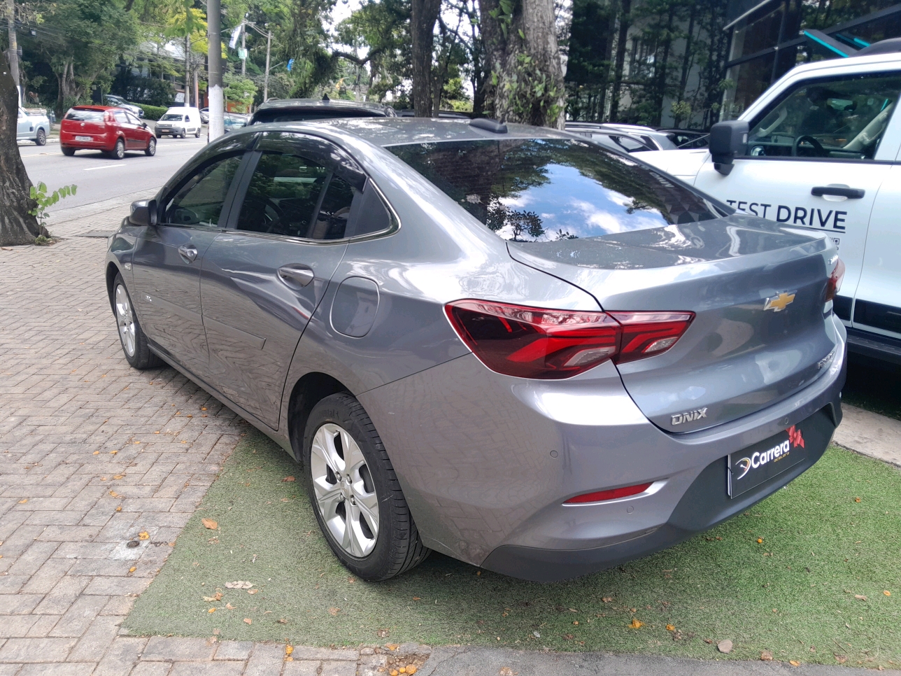 ONIX 1.0 TURBO FLEX PLUS PREMIER AUTOMATICO