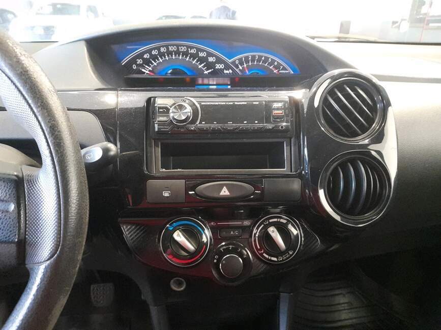 ETIOS 1.3 X 16V FLEX 4P MANUAL