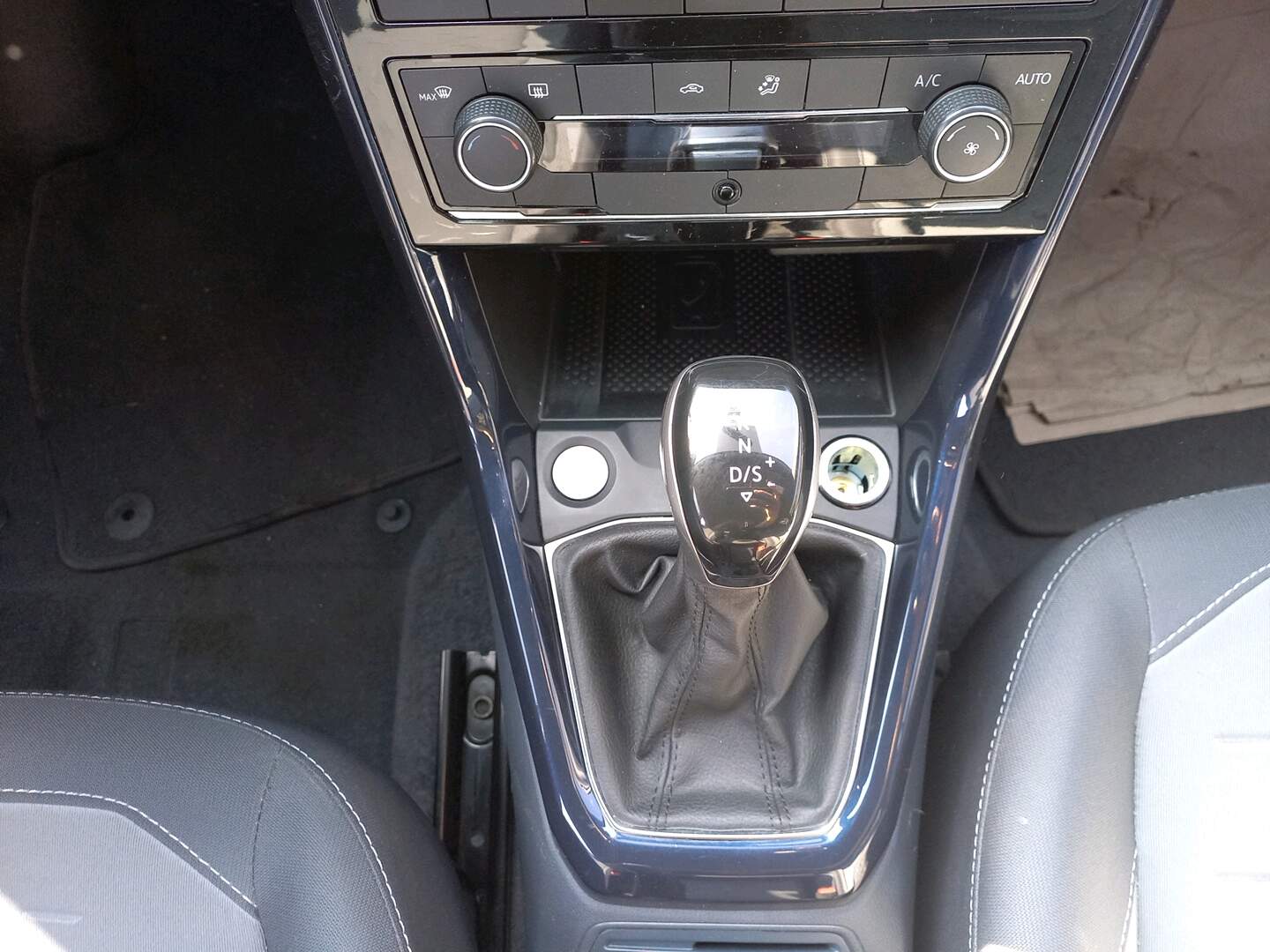 T-CROSS 1.0 200 TSI TOTAL FLEX COMFORTLINE AUTOMÁT