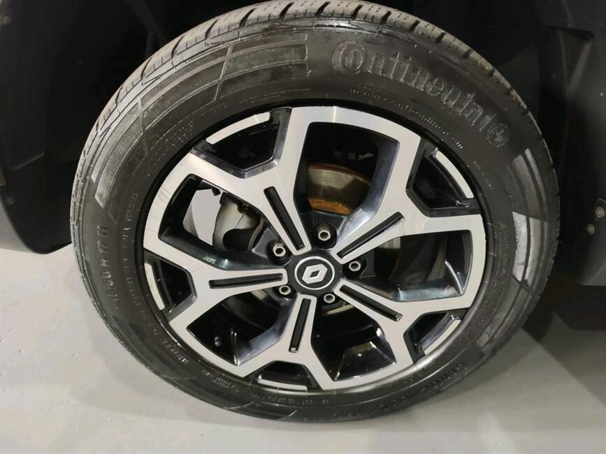 DUSTER 1.6 16V SCE FLEX ICONIC X-TRONIC