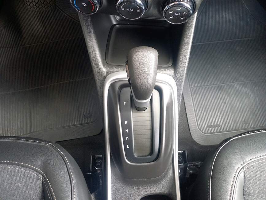 TRACKER 1.0 TURBO FLEX LTZ AUTOMATICO