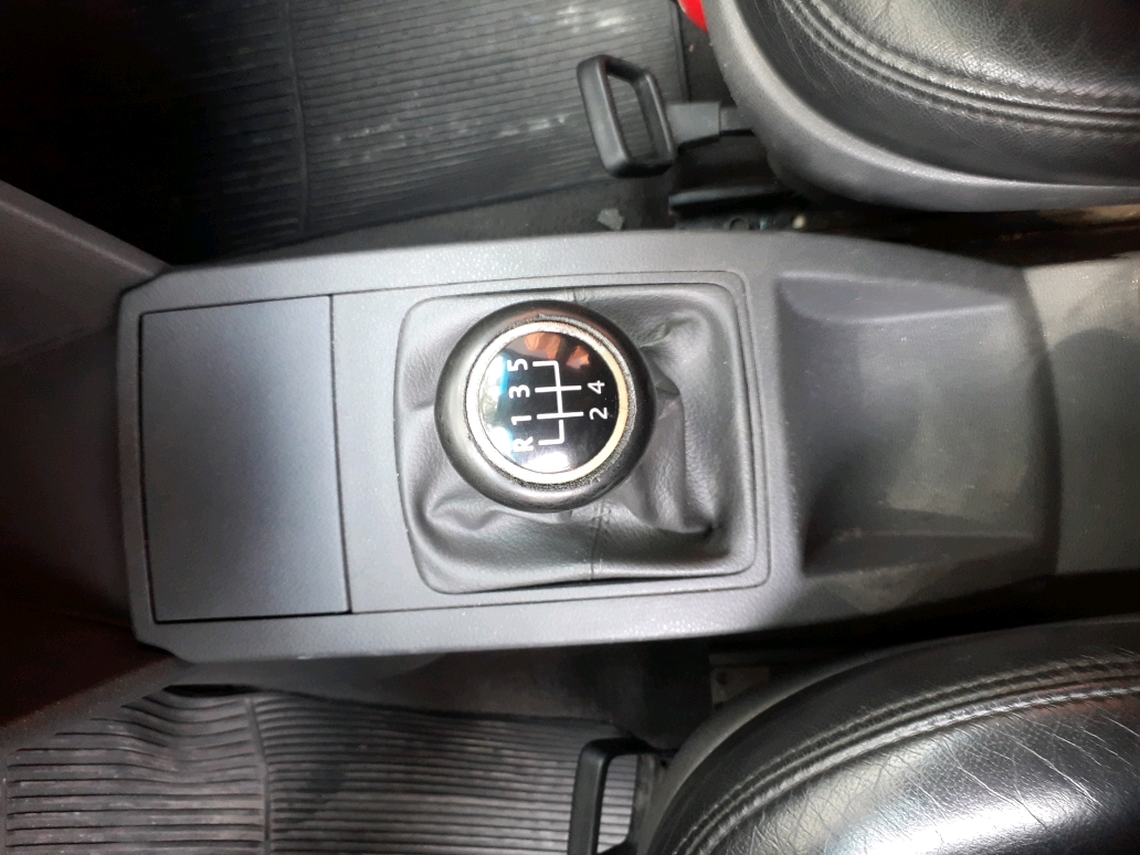 POLO 1.6 MI 8V FLEX 4P MANUAL