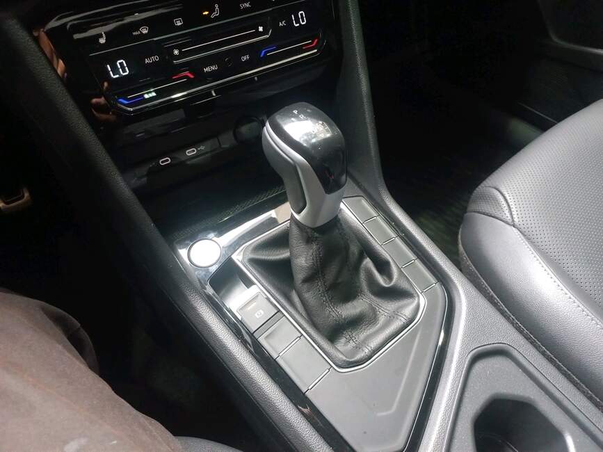 TAOS 1.4  250 TSI TOTAL FLEX HIGHLINE AUTOMÁTICO