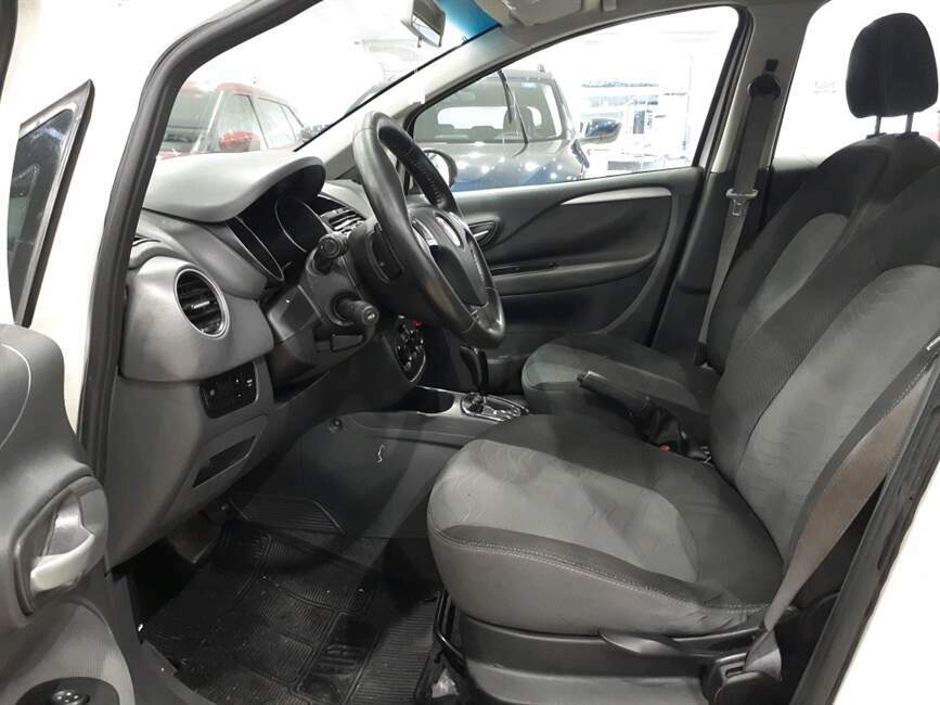 PUNTO 1.6 ESSENCE 16V FLEX 4P AUTOMATIZADO