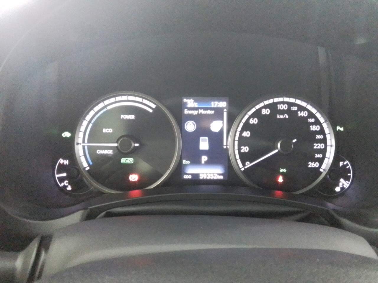 NX 300H 2.5 16V VVT-I HYBRID F-SPORT CVT AWD
