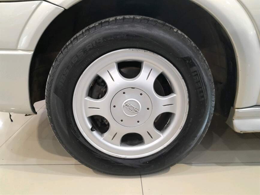 ASTRA 1.8 MPFI MILLENIUM II SEDAN 8V GASOLINA 4P M