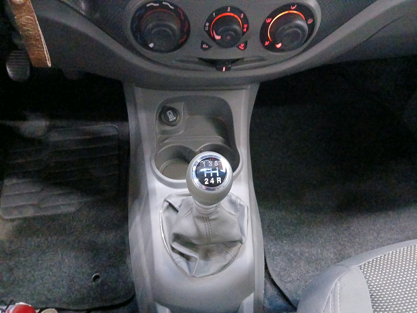 PALIO 1.6 MPI ESSENCE 16V FLEX 4P MANUAL