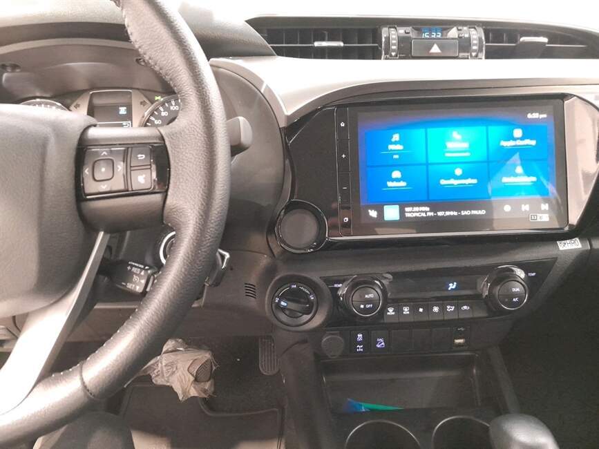 HILUX 2.8 D-4D TURBO DIESEL CD SR 4X4 AUTOMÁTICA