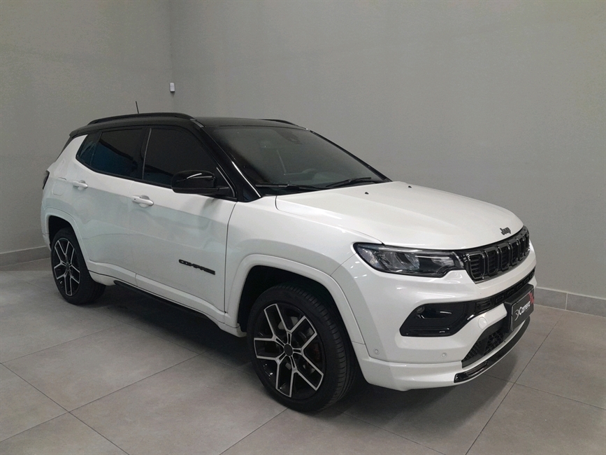 COMPASS 2.0 HURRICANE 4 TURBO GASOLINA BLACKHAWK A