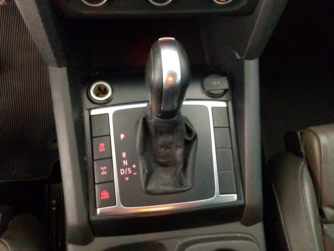 AMAROK 3.0 V6 TDI HIGHLINE CD DIESEL 4MOTION AUTOM