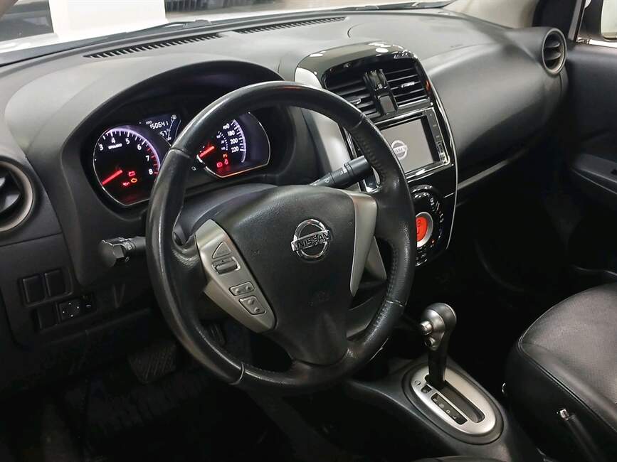 VERSA 1.6 16V FLEX SL 4P XTRONIC