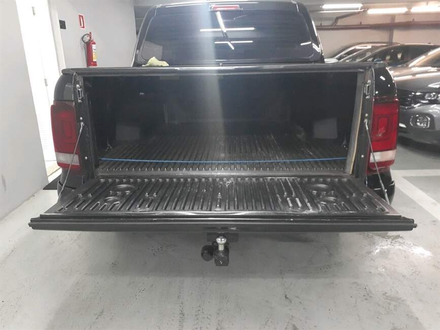 AMAROK 3.0 V6 TDI HIGHLINE CD DIESEL 4MOTION AUTOM
