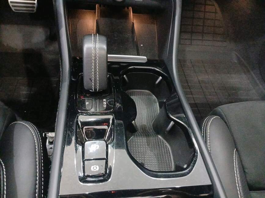 XC40 1.5 T5 HYBRID R-DESIGN FWD GEARTRONIC