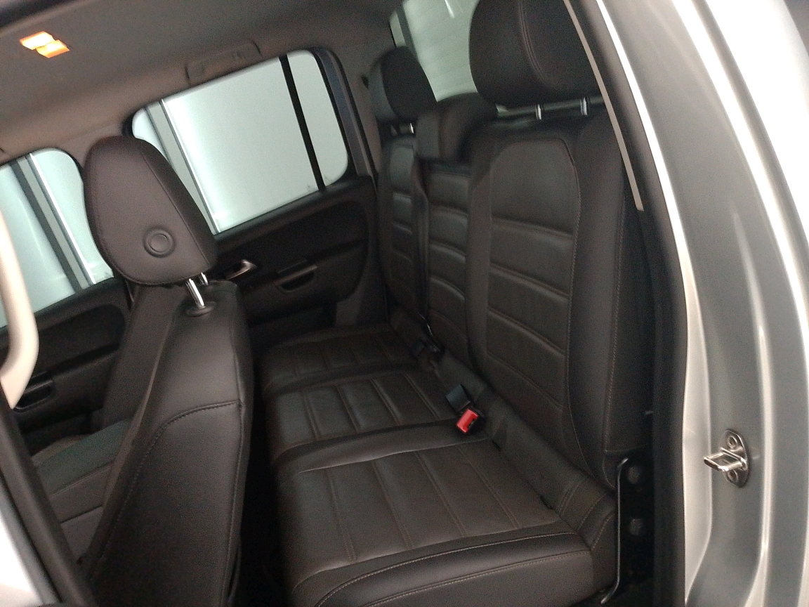 AMAROK 3.0 V6 TDI HIGHLINE CD DIESEL 4MOTION AUTOM