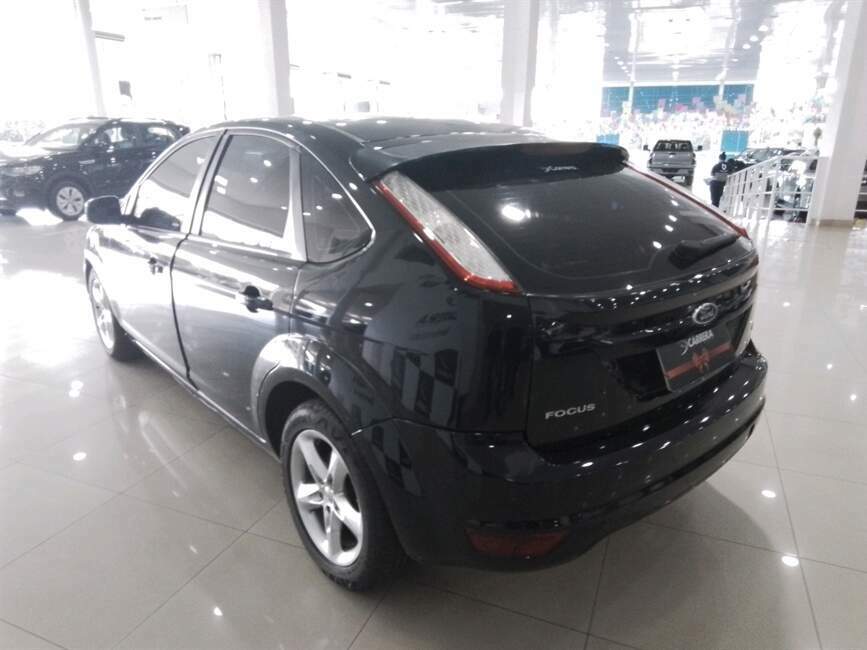 FOCUS 2.0 GLX 16V GASOLINA 4P AUTOMATICO