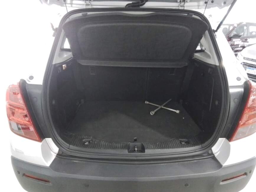 TRACKER 1.8 MPFI LT 4X2 16V FLEX 4P AUTOMATICO