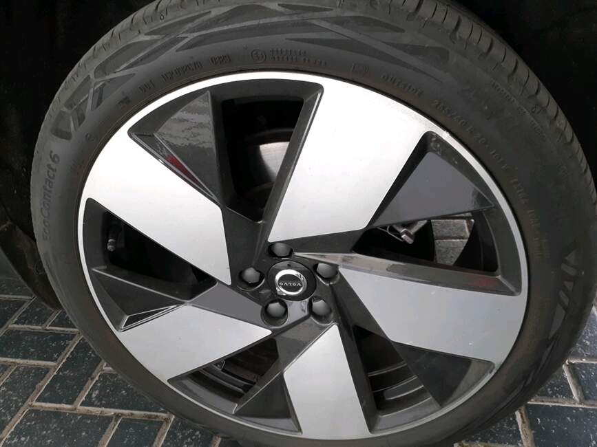 C40 P8 RECHARGE TWIN ELECTRIC ULTIMATE AWD