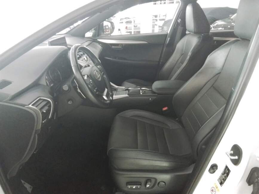 NX 300H 2.5 16V VVT-I HYBRID F-SPORT CVT AWD