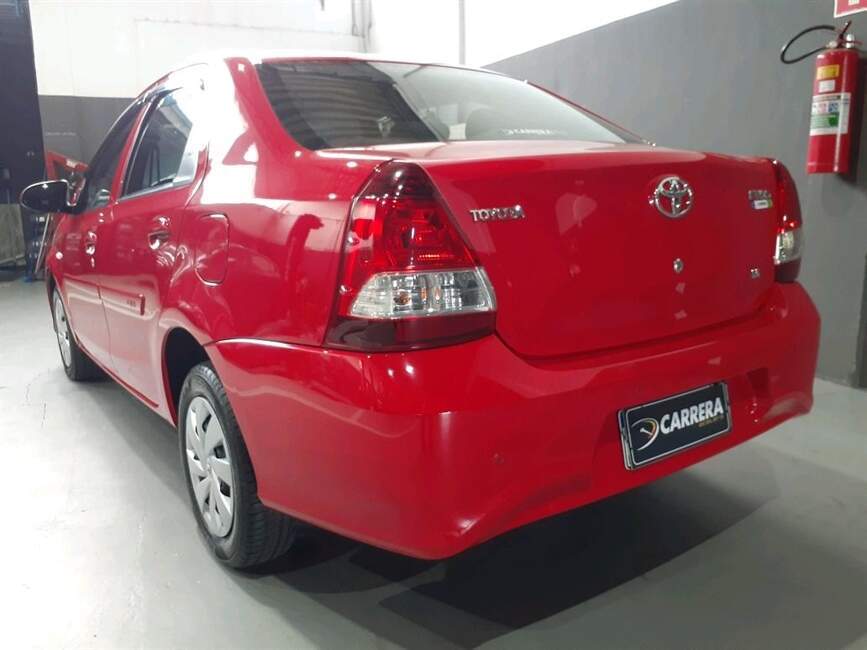 ETIOS 1.5 X SEDAN 16V FLEX 4P MANUAL