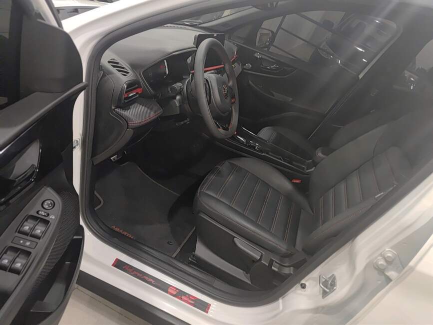 FASTBACK 1.3 TURBO 270 FLEX ABARTH AT6