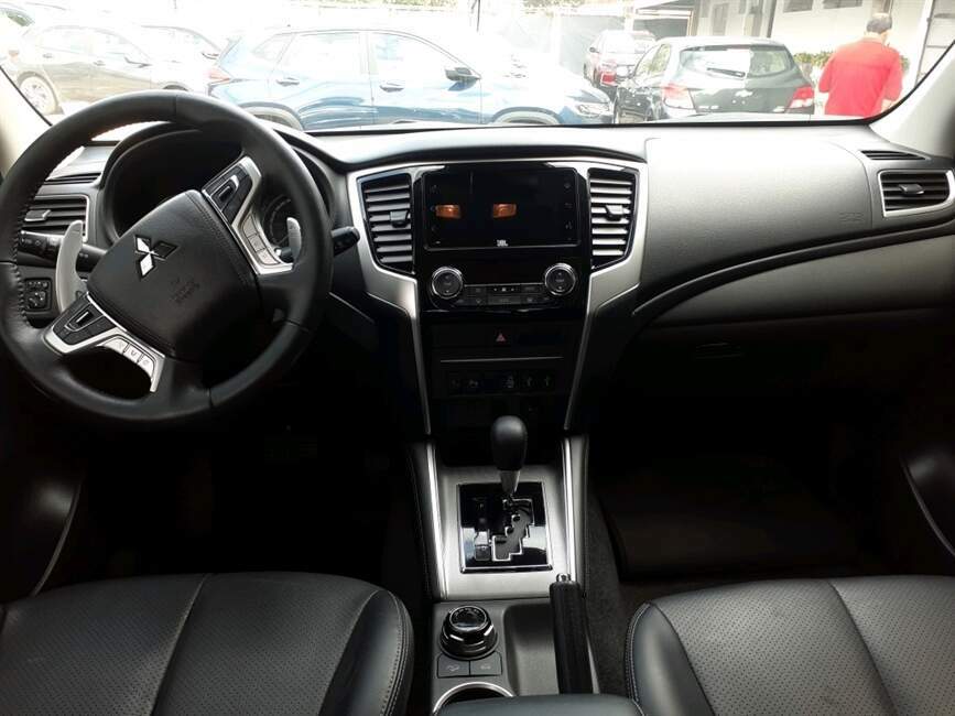 L200 TRITON 2.4 16V TURBO DIESEL SPORT HPE-S CD 4P