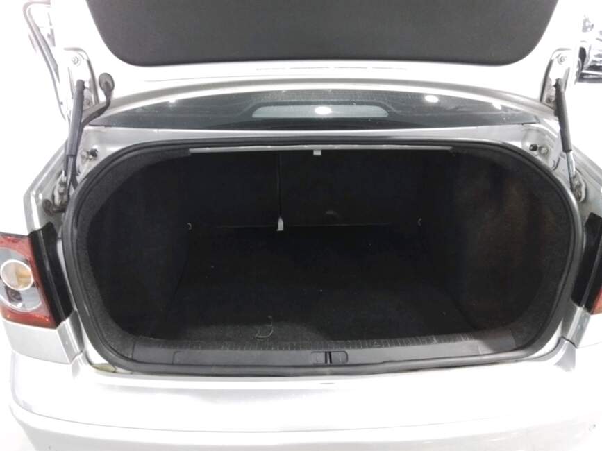 POLO SEDAN 1.6 I-MOTION TOTAL FLEX 4P