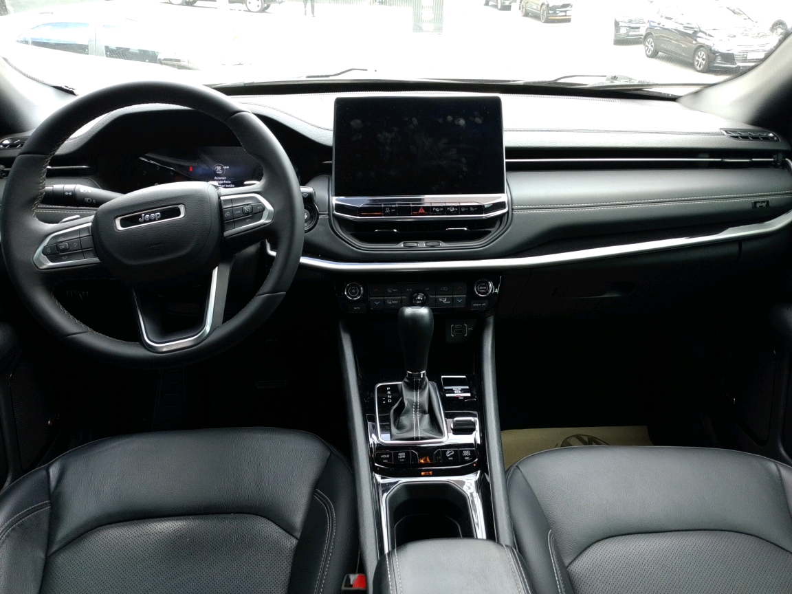 COMPASS 2.0 TD350 TURBO DIESEL LONGITUDE AT9