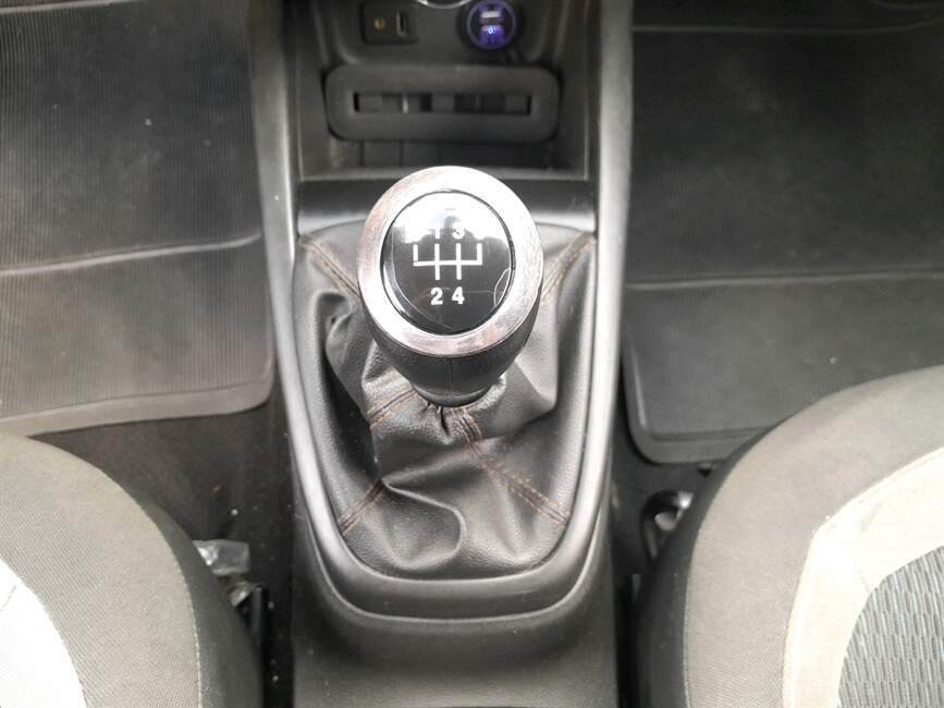 ONIX 1.0 MPFI LT 8V FLEX 4P MANUAL