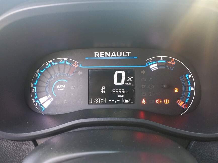 KWID 1.0 12V SCE FLEX OUTSIDER MANUAL