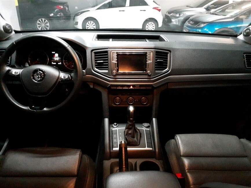 AMAROK 3.0 V6 TDI HIGHLINE CD DIESEL 4MOTION AUTOM