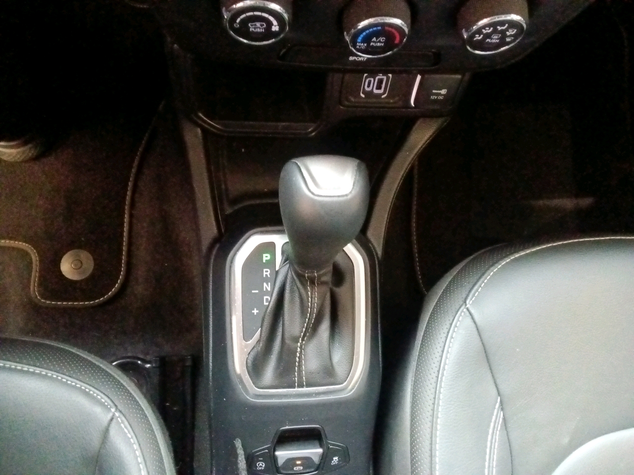 RENEGADE 1.3 T270 TURBO FLEX SPORT AT6