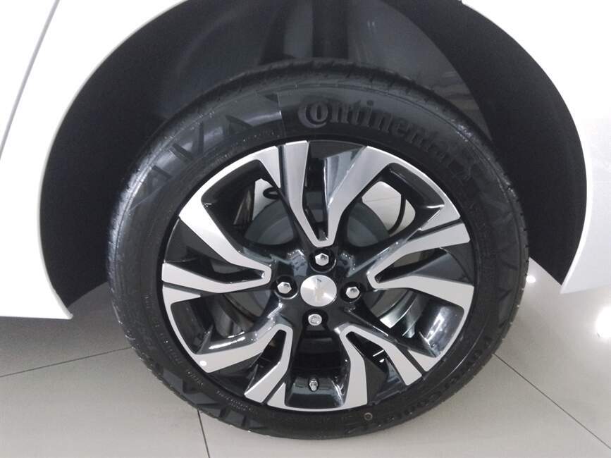 ONIX PLUS PREMIER II TURBO