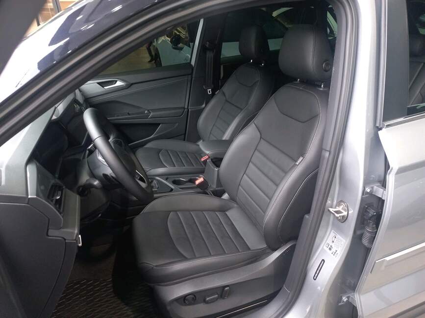 TAOS 1.4  250 TSI TOTAL FLEX HIGHLINE AUTOMÁTICO
