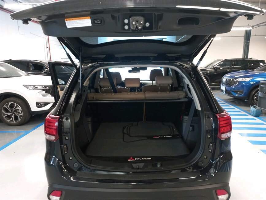 OUTLANDER 3.0 GT 4X4 V6 24V GASOLINA 4P AUTOMATICO
