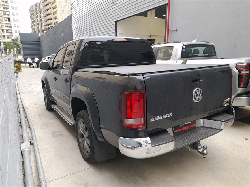 AMAROK 3.0 V6 TDI HIGHLINE CD DIESEL 4MOTION AUTOM