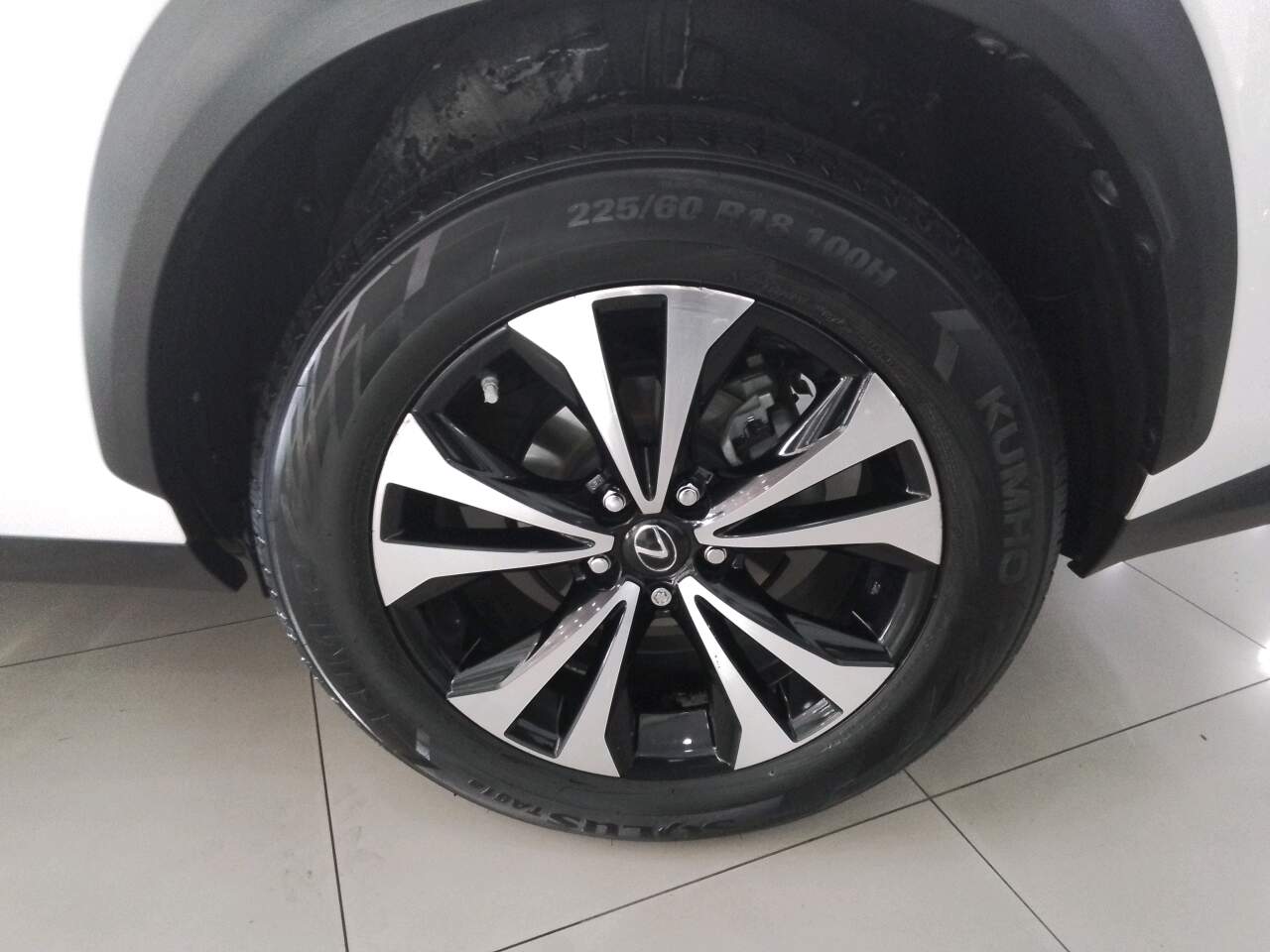 NX 300H 2.5 16V VVT-I HYBRID F-SPORT CVT AWD