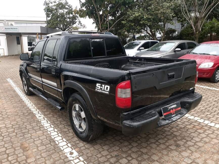 S10 2.4 MPFI EXECUTIVE 4X2 CD 8V FLEX 4P MANUAL