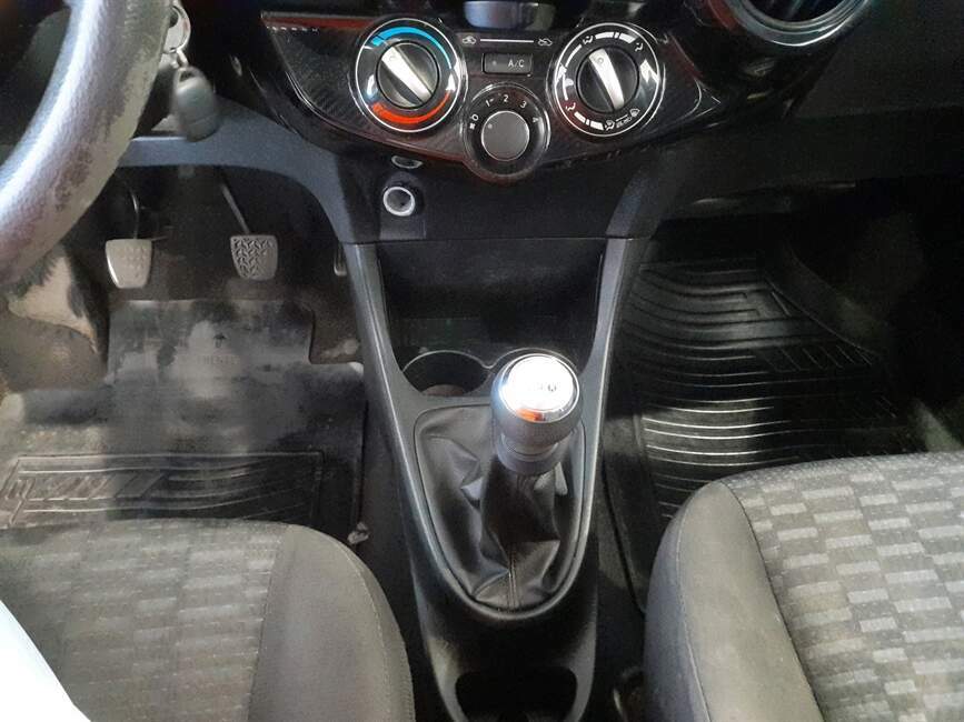 ETIOS 1.3 X 16V FLEX 4P MANUAL