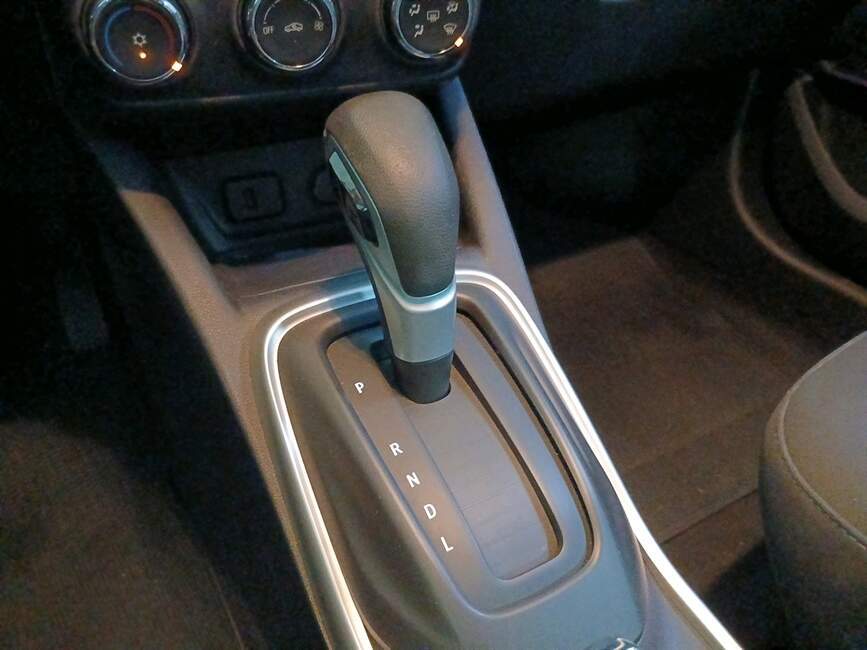 TRACKER 1.0 TURBO FLEX AUTOMATICO