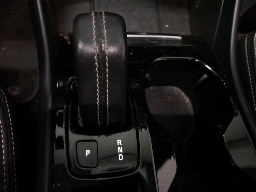 XC40 1.5 T5 HYBRID R-DESIGN FWD GEARTRONIC