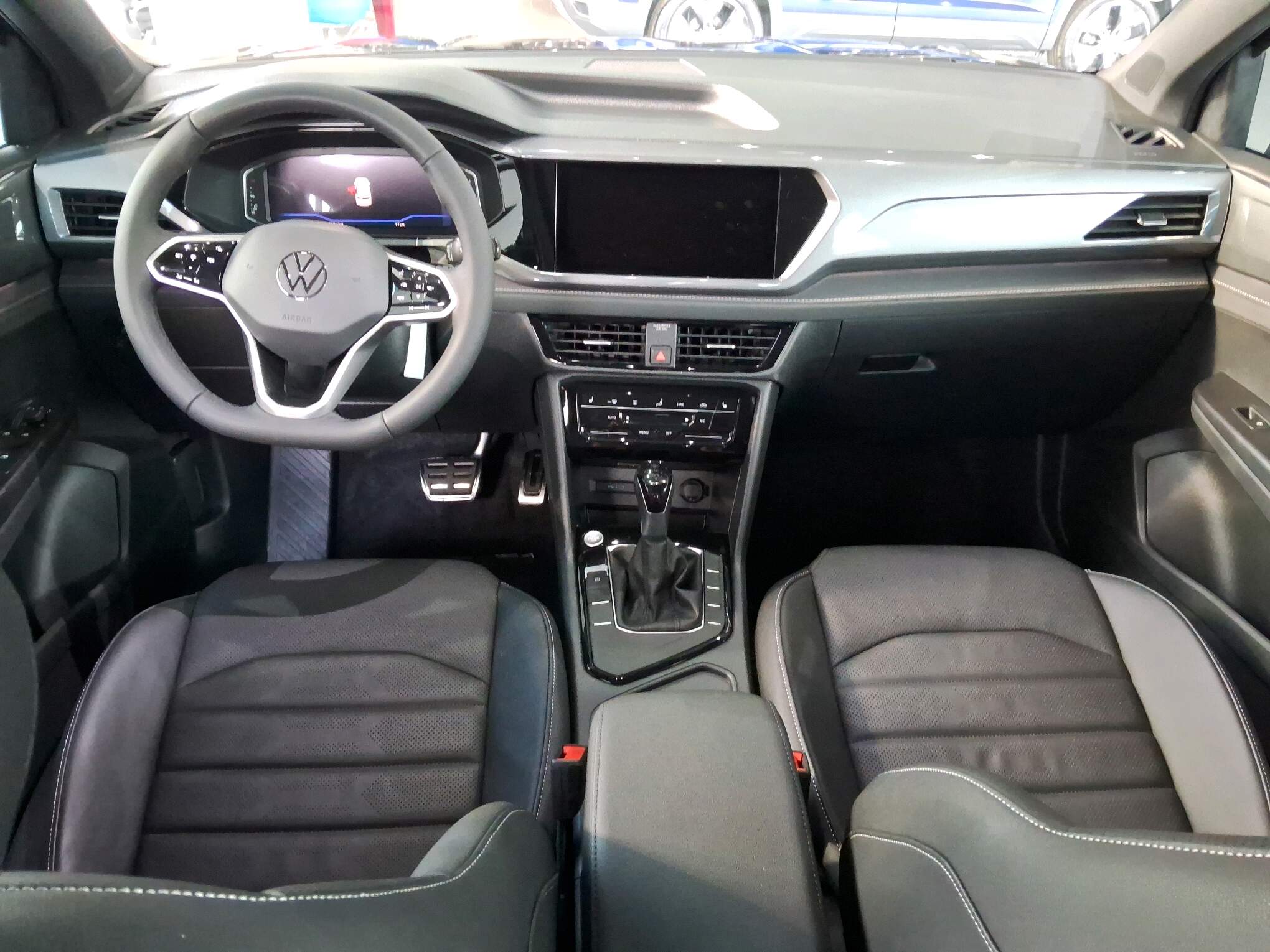 TAOS 1.4 250 TSI TOTAL FLEX HIGHLINE AUTOMÁTICO