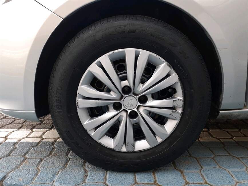 VOYAGE 1.0 MI 8V FLEX 4P MANUAL