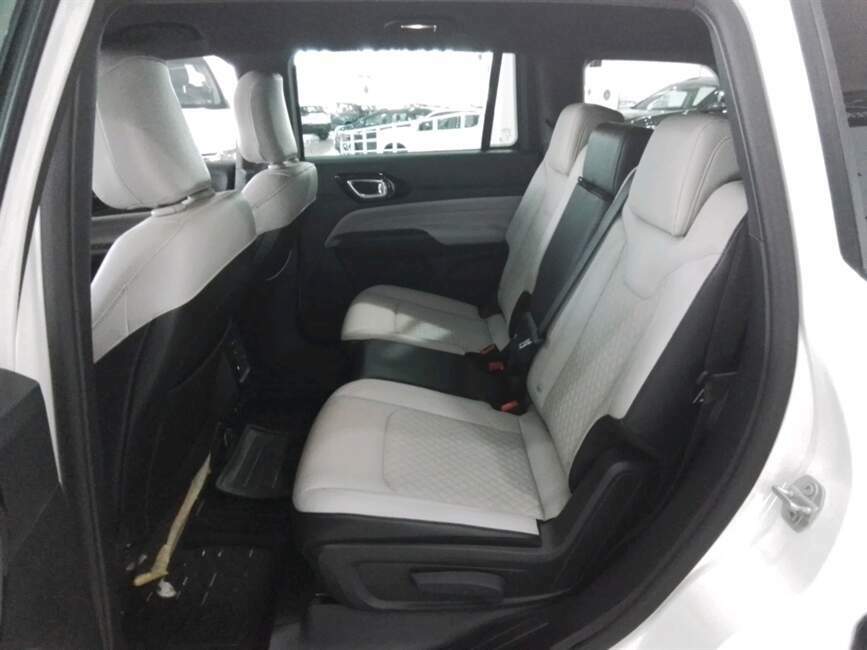 COMMANDER 2.0 TD380 TURBO DIESEL LIMITED AT9