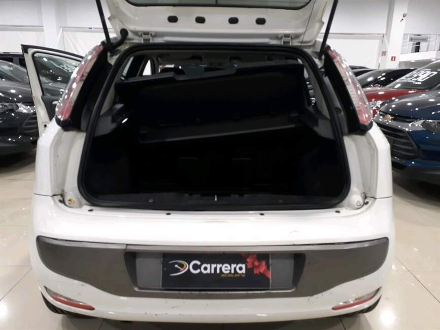 PUNTO 1.6 ESSENCE 16V FLEX 4P AUTOMATIZADO