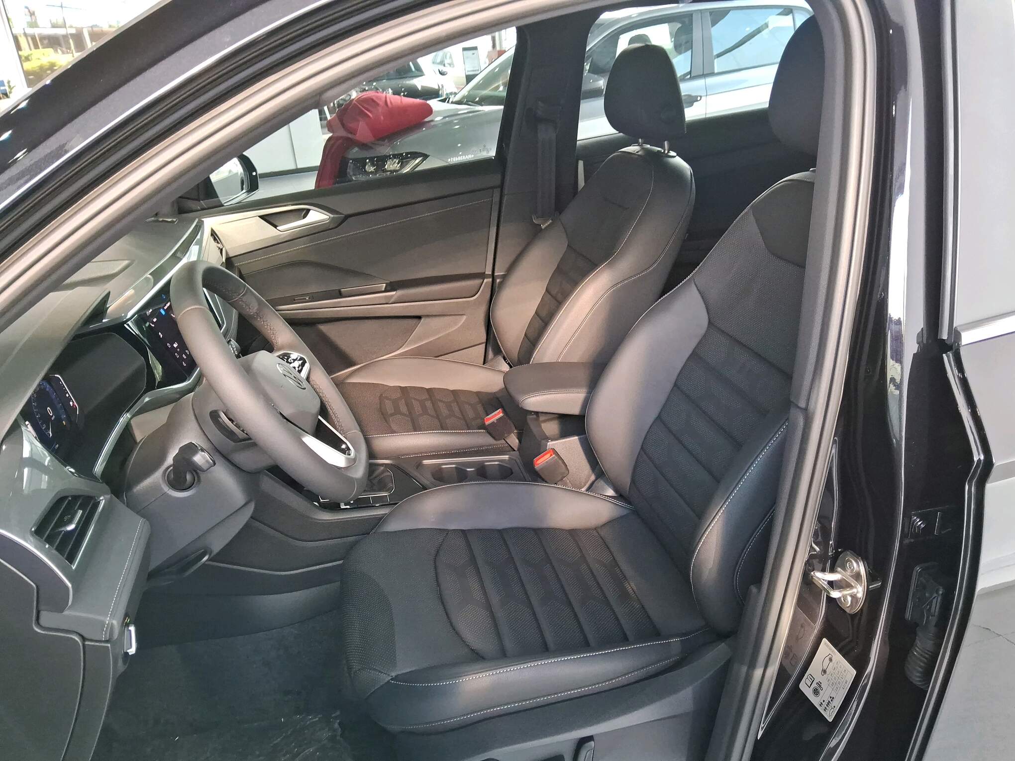 TAOS 1.4 250 TSI TOTAL FLEX HIGHLINE AUTOMÁTICO