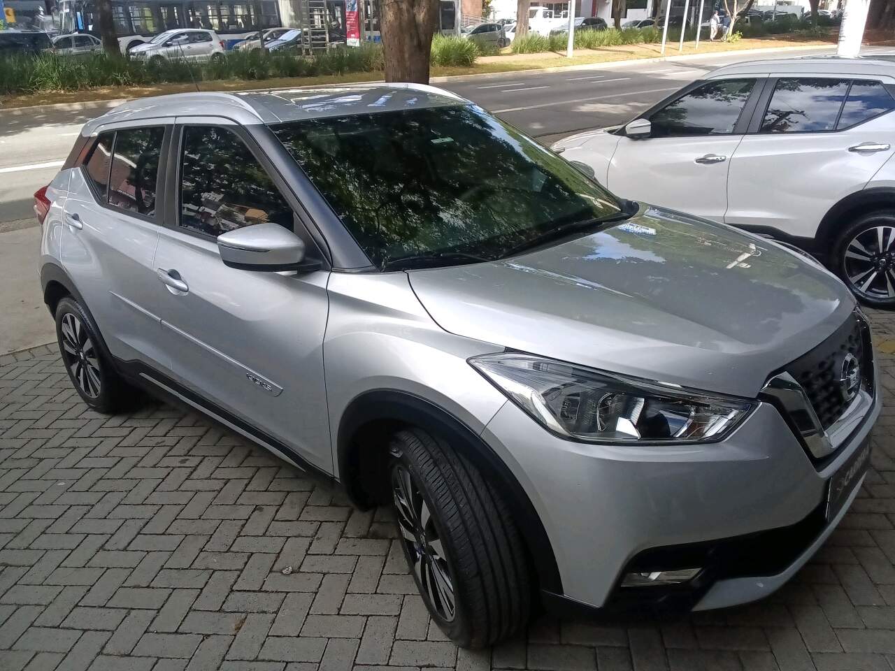 KICKS 1.6 16V FLEX SV 4P XTRONIC