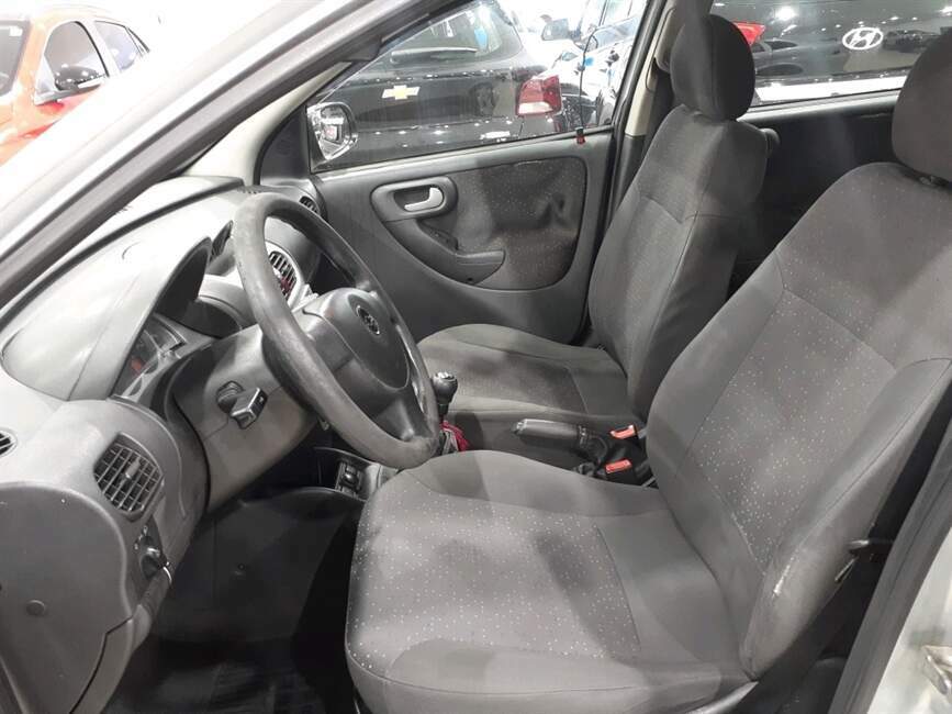 CORSA 1.4 MPFI PREMIUM SEDAN 8V FLEX 4P MANUAL