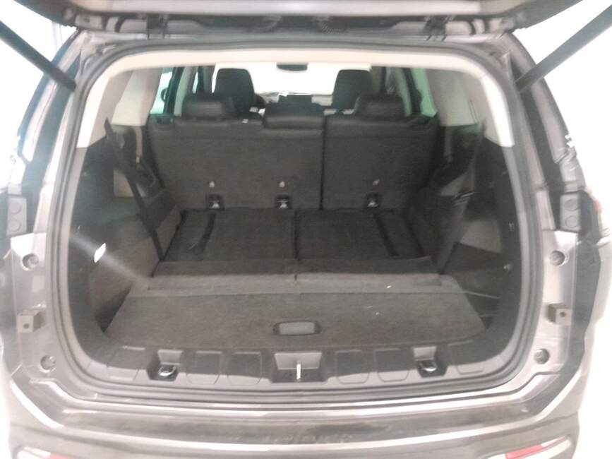 COMMANDER 1.3 T270 TURBO FLEX LIMITED AT6