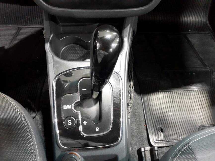 PUNTO 1.6 ESSENCE 16V FLEX 4P AUTOMATIZADO
