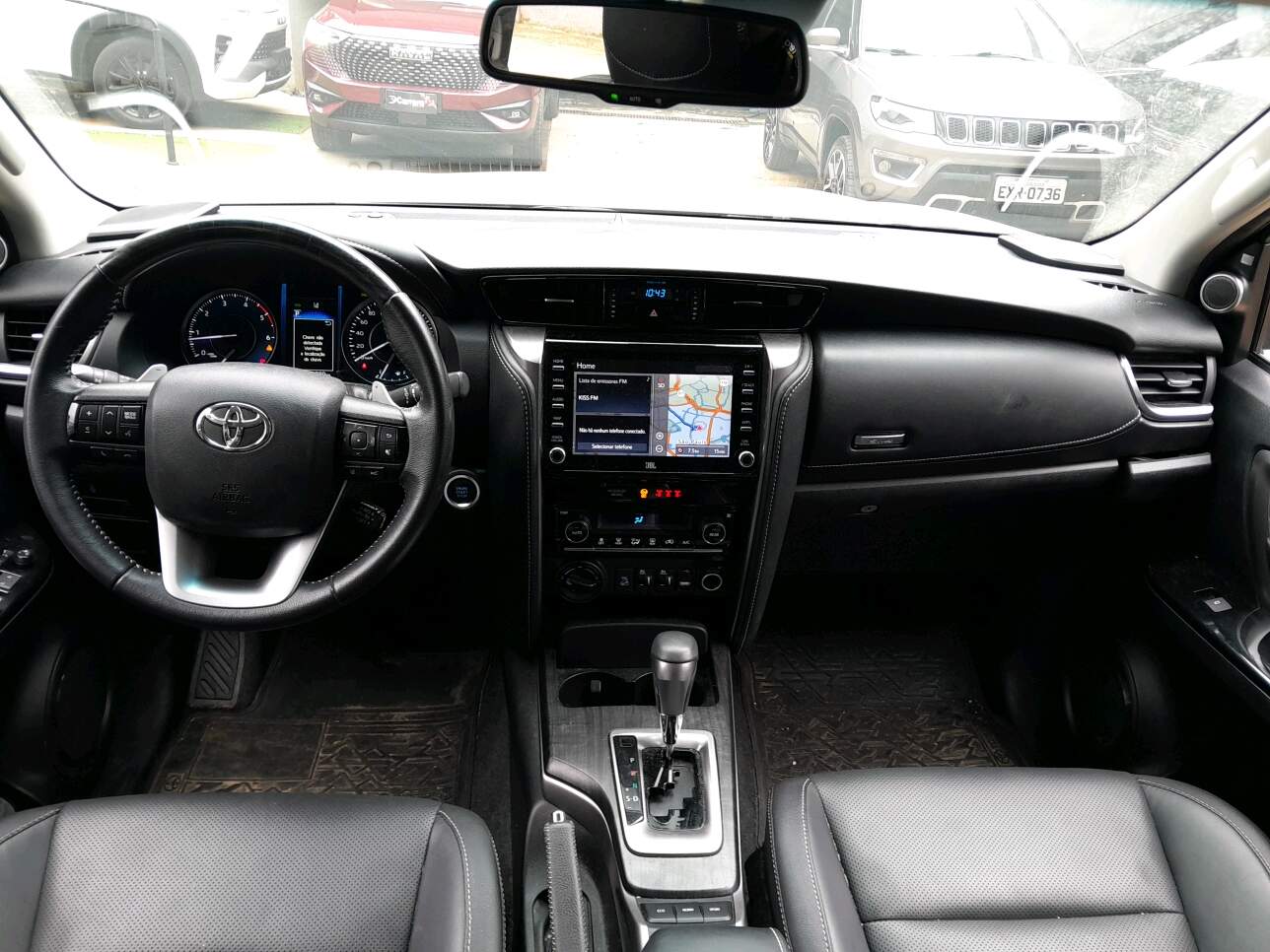 HILUX SW4 2.8 D-4D TURBO DIESEL SRX 4X4 AUTOMÁTICO
